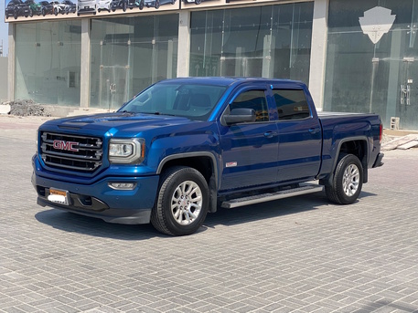 Manama, Vehicles, Cars & Trucks , BHD 7900,  GMC Sierra,  2017,  Automatic,  191550 KM,    (Blue)