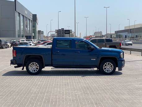 Manama, Vehicles, Cars & Trucks , BHD 7900,  GMC Sierra,  2017,  Automatic,  191550 KM,    (Blue)