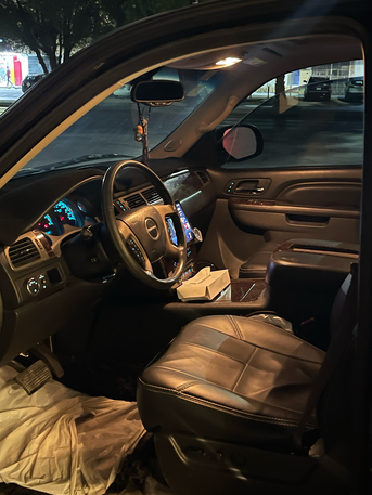 Riyadh, Vehicles, Cars & Trucks , SAR 35000,  GMC Yukon Denali,  2012,  Automatic,  212000 KM,  Yukon Denali Quick Sale Low Mileage
