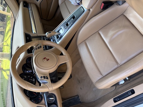 Riyadh, Vehicles, Cars & Trucks , SAR 275000,  Porsche 911 Carrera,  2015,  Automatic,  79000 KM,    79,000km