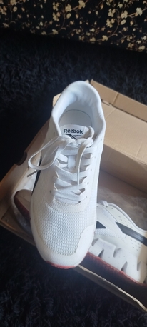 Umm Al Hassam, Clothing & Accessories, BHD 30,  Reebok Zig Dynamica - Hombre