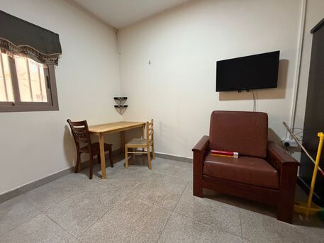 Adliya, Apartments, Flats, Houses & Villas, BHD 200/month,  Furnished,  Studio,  Apartment For Rent In Adliya | Near KFC | Unlimited EWA