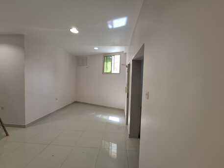 Salmaniya, Apartments, Flats, Houses & Villas, BHD 150/month,  Studio,  Semi-Furnished Studio Flat For Rent In Salmaniya