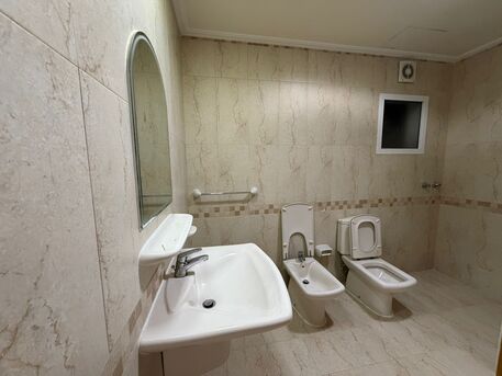 Hoora, Apartments, Flats, Houses & Villas, BHD 350/month,  Furnished,  1 BR,  Apartment For Rent In Hoora | Near Ashrafs & Tea House