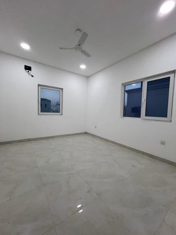 Manama, Apartments, Flats, Houses & Villas, BHD 270/month,  2 BR,  150 Sq. Meter,  Great Opportunity Brand New Flat For Rent In North Sehla