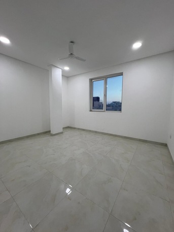 Manama, Apartments, Flats, Houses & Villas, BHD 270/month,  2 BR,  150 Sq. Meter,  Great Opportunity Brand New Flat For Rent In North Sehla