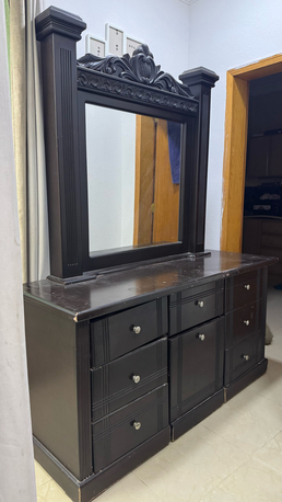 Madinat Al Ummal, Furniture, **FREE** Dressing Table