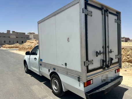 Riyadh, Vehicles, Cars & Trucks , SAR 60000,  Isuzu D-MAX,  2016,  Manual,  219000 KM,   Freezing And Cooling Car