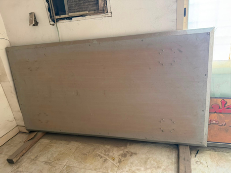 Dammam, Appliances, SAR 10,  OFFICE TABLE Chairs Meeting Table Items FOR SALE