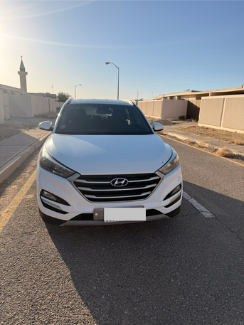 Riyadh, Vehicles, Cars & Trucks , SAR 52000,  Hyundai Tucson,  2018,  Automatic,  173 KM,  Hyundai Tuscon  For Sale