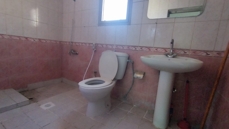 Tubli, Apartments, Flats, Houses & Villas, BHD 110/year,  2 BR,  Tubli:- Rooftop 2Bhk Unfurnished Flat On Rent..