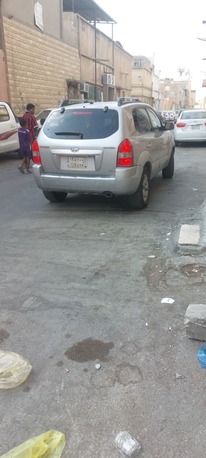 Riyadh, Vehicles, Cars & Trucks , SAR 10500,  Hyundai Tucson,  2009,  Automatic,  359709 KM,