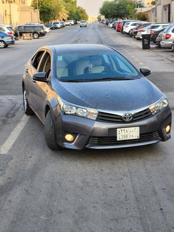 Riyadh, Vehicles, Cars & Trucks , SAR 1,  Toyota Corolla,  2015,  Automatic,  220000 KM,    FOR SALE