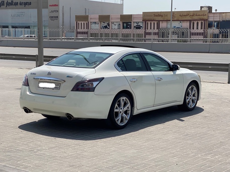 Manama, Vehicles, Cars & Trucks , BHD 1850,  Nissan Maxima,  2014,  Automatic,  147400 KM,    (White)
