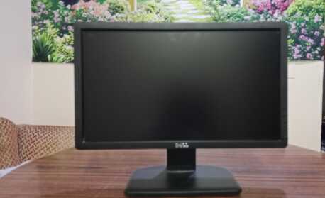 Dammam, Computers, SAR 30,  2.1 Speakers And 3 Monitors For Sale