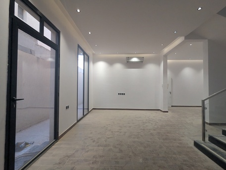 Al Qadisiyah, Villas, SAR 100000,  200 Sq. Meter,  Villa For Rent (3 Floors / 3 Bedrooms / 5 Bathrooms / Full Kitchen)