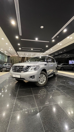 Sanabis, Vehicles, Cars & Trucks , BHD 12200,  Nissan Patrol,  2018,  Automatic,  114000 KM,  Nissan Petrol LE Model