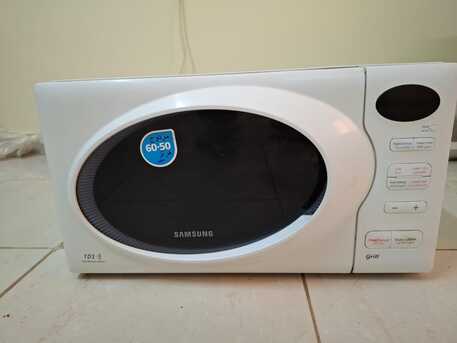Riyadh, Household Items, SAR 830,  Simfer 5-Burner Gas Cooker With Oven And Samsung Microwave Oven