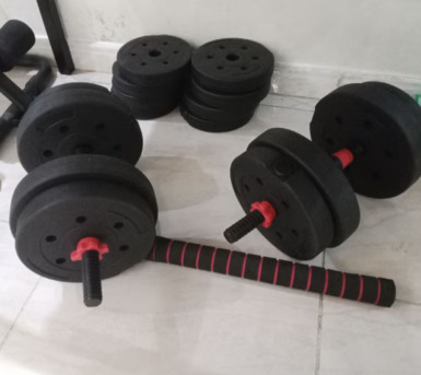 Tuwaiq, Sporting Goods, SAR 150,  Adjustable Dumbbell Set 30kg &ndash; Like New &ndash; 150 SAR (Tuwaiq, Riyadh)