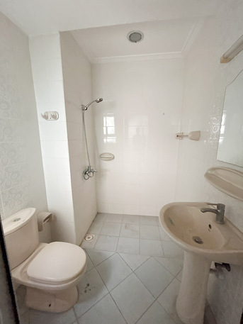 Jidhafs, Apartments, Flats, Houses & Villas, BHD 200/month,  2 BR,  95 Sq. Meter,  2BHK Apartment In Jabalat Habishi