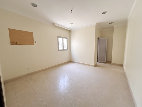 Jidhafs, Apartments, Flats, Houses & Villas, BHD 200/month,  2 BR,  95 Sq. Meter,  2BHK Apartment In Jabalat Habishi