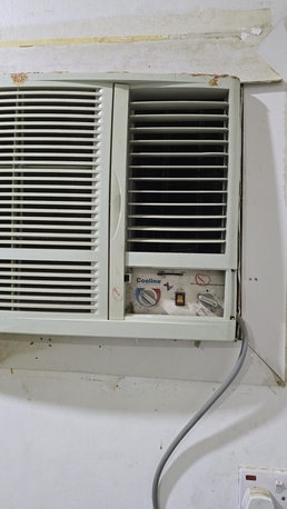 Yanbu, Air Conditioners, SAR 450,  🔥 For Sale: 2‑Ton Window AC (Cooling + Heating) 🔥
