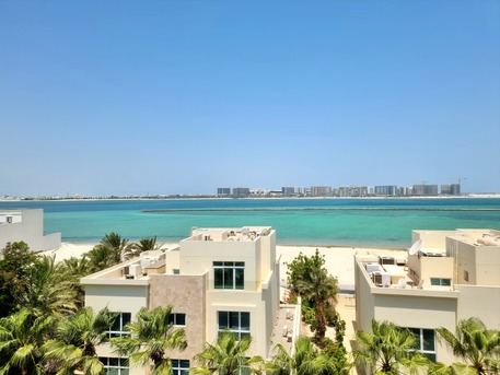 Amwaj Islands, Apartments, Flats, Houses & Villas, BHD 530/month,  Furnished,  3 BR,  200 Sq. Meter,  Pet Friendly 3 BR FF Duplex Apartment  With Big Terrace Amwaj Island