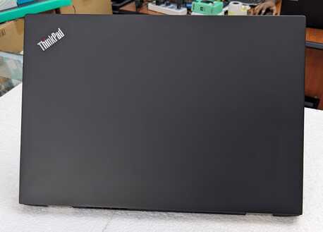 Manama, Tablet Computers, BHD 108,  LENOVO X1 CARBON Core I7 Thin & Slim Laptop 14" Display 16GB RAM 256GB SSD M.2 35x Fast