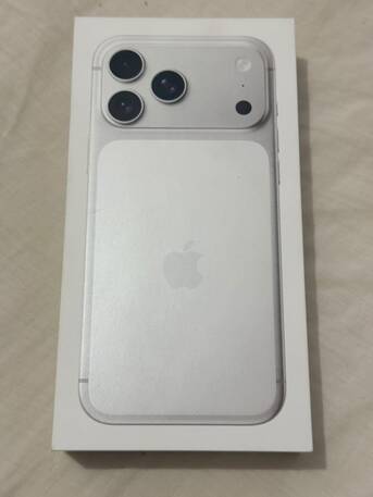 Jeddah, Mobile Phones, SAR 5299,  URGENT SALE: Brand New IPhone 17 Pro Max Packed With Box For Only 5299 SAR