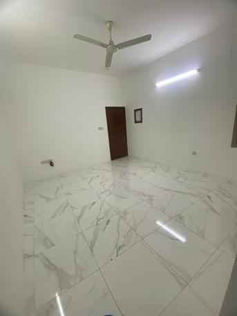 Manama, Apartments, Flats, Houses & Villas, BHD 170/year,  1 BR,  Apartment For Rent In Rus Ruman 1bhk Semi Furnished With Electricity