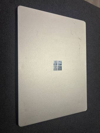 Jeddah, Computers, SAR 750,  Microsoft Surface Go Laptop
