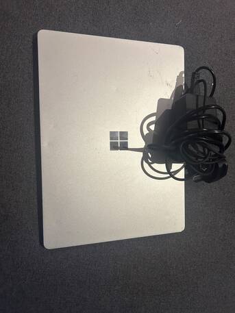 Jeddah, Computers, SAR 750,  Microsoft Surface Go Laptop