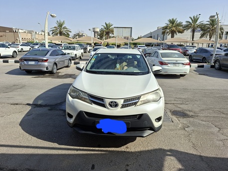 Al Jubail Al Balad, Vehicles, Cars & Trucks , SAR 49000,  Toyota RAV4,  2015,  Automatic,  157000 KM,  Jubilee Alballad