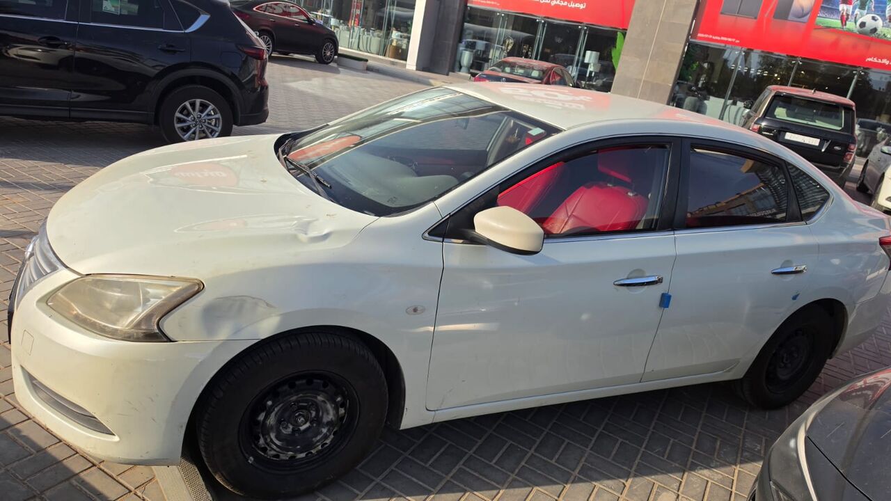 Riyadh, Vehicles, Cars & Trucks , SAR 26,  Nissan Sentra,  2015,  Automatic,  300000 KM,    For Sale