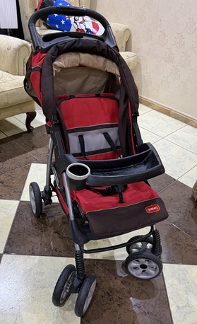 Madinah, Baby & Kid Stuff, SAR 150,  Junior Pram In V Good Condition