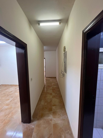Al Malaz, Rooms for Rent, SAR 30000/month,  Unfurnished 1bhk Available