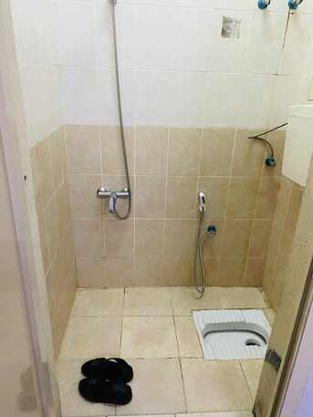 Al Thuqbah, Bedspace For Rent, SAR 1000/month,  Single Room Available With Attach Bath In 2BHK