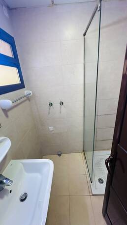 Gudaibiya, Apartments, Flats, Houses & Villas, BHD 140/month,  Studio,  Studio Flat For Rent In Gudaibiya With EWA Nearby Supreme Broasted