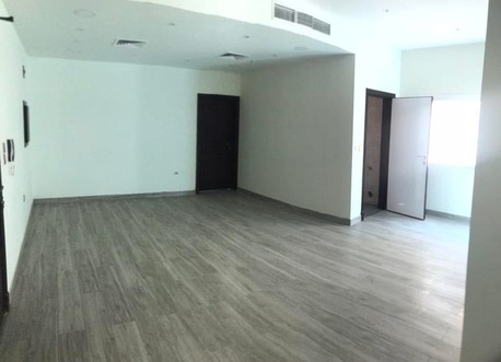 Manama, Apartments, Flats, Houses & Villas, BHD 300/month,  3 BR,  140 Sq. Meter,  Segayya Area 3 Bedroom Semi Furnished Apartment Available For Rent