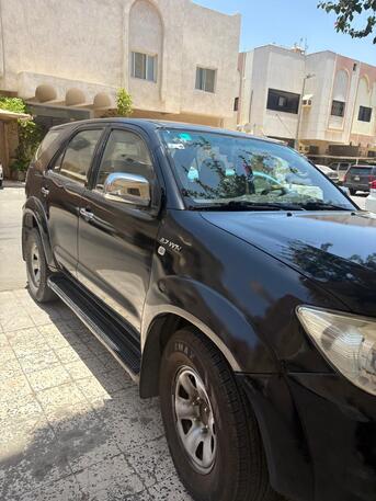 Jeddah, Vehicles, Cars & Trucks , SAR 22000,  Toyota Fortuner TRD,  2011,  Automatic,  300000 KM,  Toyota Fortuner  - 0556669156