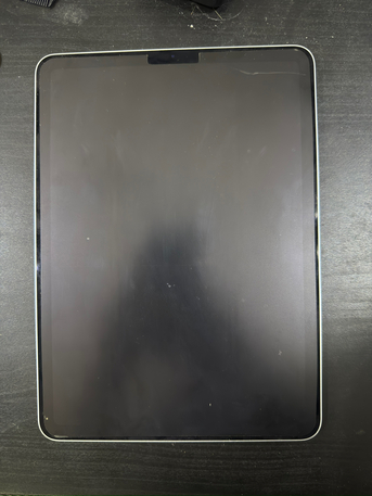 Jeddah, Electronics, SAR 1800,  Apple IPad Air 4 (4th Generation) 256GB For Sale + Apple Pencil