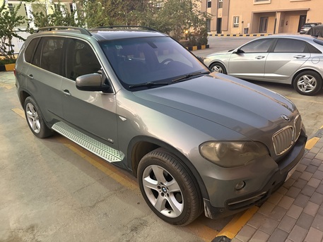 Riyadh, Vehicles, Cars & Trucks , SAR 20000,  Bmw X5,  2007,  Automatic,  348000 KM,   4.8 For Sale