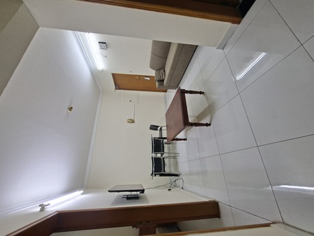 Hoora, Apartments, Flats, Houses & Villas, BHD 215/month,  Furnished,  1 BR,  Fully Furnished 1 BHK With Ewa In Hoora,Parking,WiFi,Neat & Clean Family Flat @ 35547951