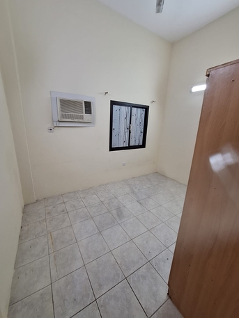 Manama, Apartments, Flats, Houses & Villas, BHD 120/month,  1 BR,  120 BHD(negoshible )Inc EWA Room For Rent In 3BHK