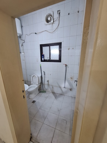 Manama, Apartments, Flats, Houses & Villas, BHD 120/month,  1 BR,  120 BHD(negoshible )Inc EWA Room For Rent In 3BHK