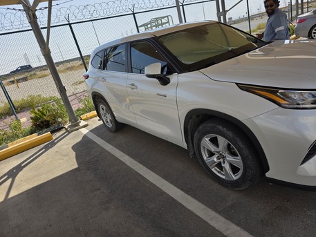 Jubail, Vehicles, Cars & Trucks , SAR 125000,  Toyota Highlander Hybrid,  2023,  Automatic,  58000 KM,   LE  &ndash; For Sale