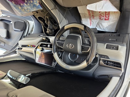 Jubail, Vehicles, Cars & Trucks , SAR 125000,  Toyota Highlander Hybrid,  2023,  Automatic,  58000 KM,   LE  &ndash; For Sale