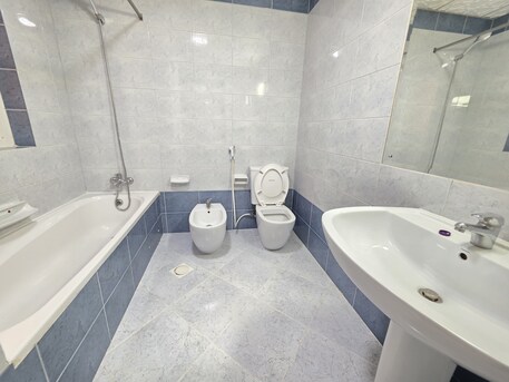 Juffair, Apartments, Flats, Houses & Villas, BHD 440/month,  Furnished,  2 BR,  Spacious 2 Bhk | Gas Connection | Closed Kitchen | Free Internet | Near Ramez Mall Juffair