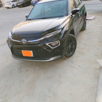 Riyadh, Vehicles, Cars & Trucks , SAR 77737,  Toyota Urban Cruiser,  2026,  Automatic,  3652 KM,    &ndash; Black
