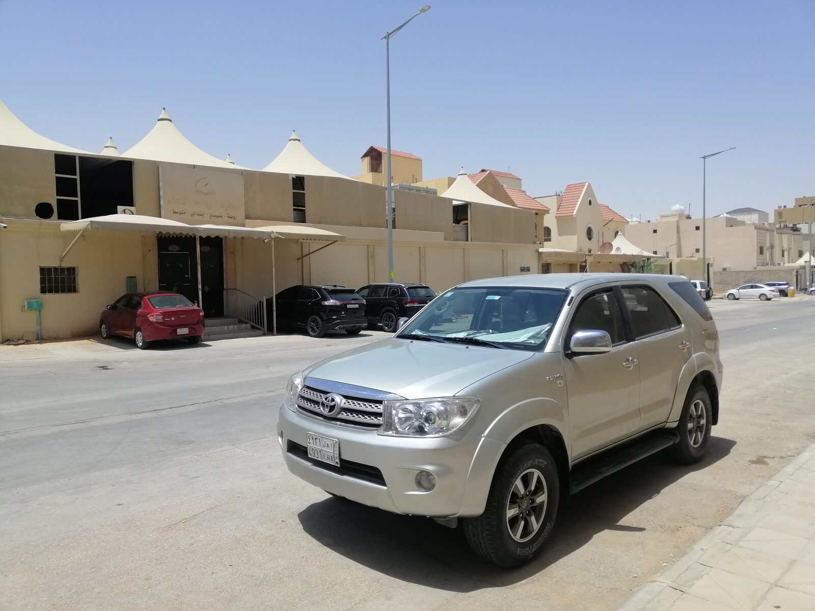 Dhahrat Laban, Vehicles, Cars & Trucks , SAR 38000,  Toyota Fortuner,  2009,  390190 KM,    (4-Cylinder, 2WD) &ndash; Excellent Condition &ndash; Valid MVPI & Registration